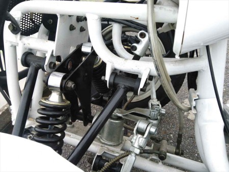 フロント機構のアップです。