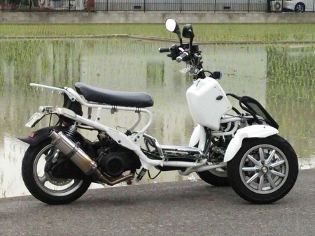 ホイルベースとアンダークリアランス