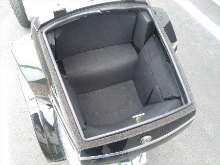 ヘルメットとPC様に、ウレタンフォームで保護できるようにしました