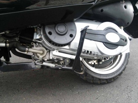 トルクがモリモリの水冷250ccエンジンです